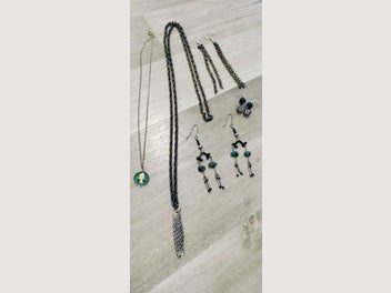 Image 1 of 5