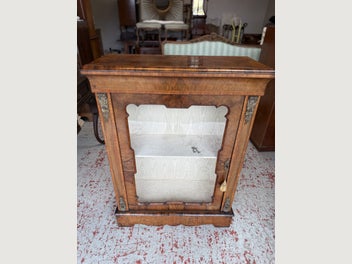 Image 1 of 18