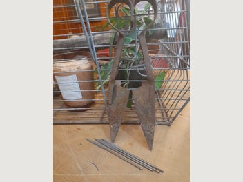 Image 1 of 1