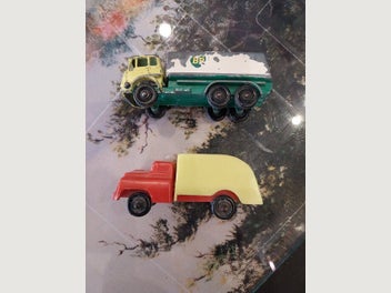 Image 1 of 2