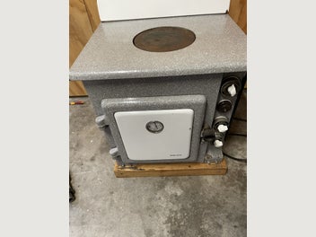 Image 1 of 4
