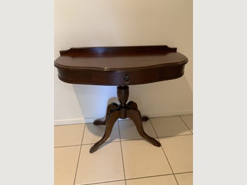 Image 1 of 6