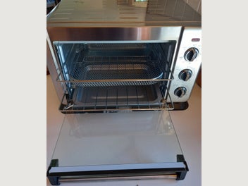 Image 1 of 7
