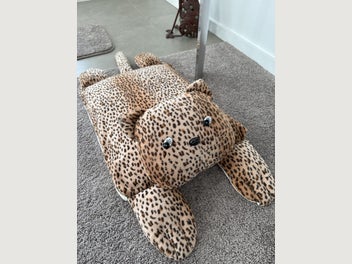 Image 1 of 5