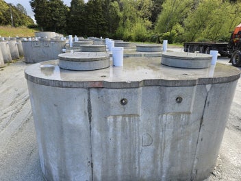 Image 1 of 2