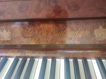 Image 1 of 2