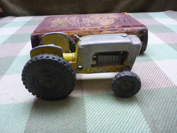 Image 1 of 8