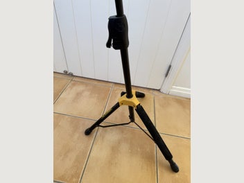 Image 1 of 7