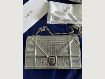 Image 1 of 8