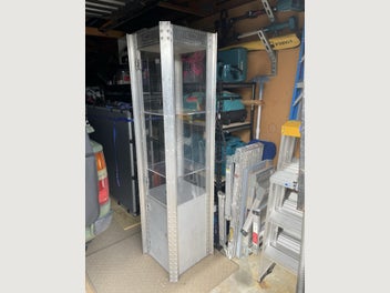 Image 1 of 7