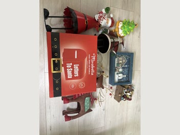 Image 1 of 4