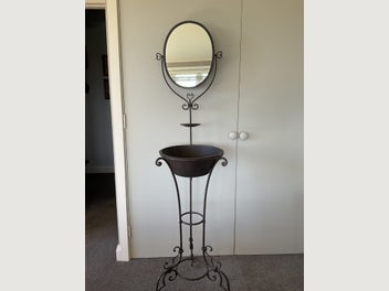 Image 1 of 5