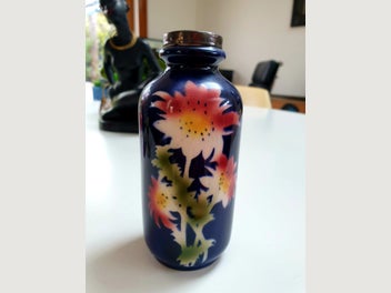 Image 1 of 8