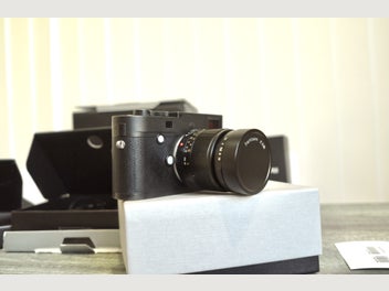 Image 1 of 8