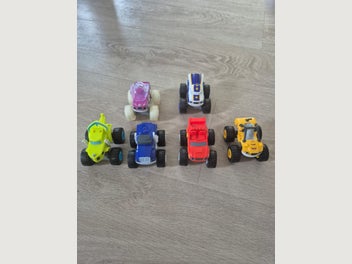 Image 1 of 4