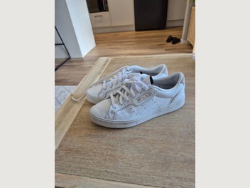 Image 1 of 5