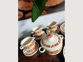 Image 1 of 4