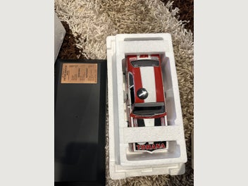 Image 1 of 7