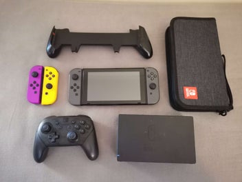 Image 1 of 4