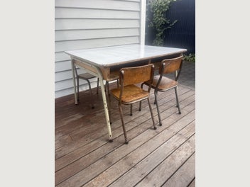 Image 1 of 3