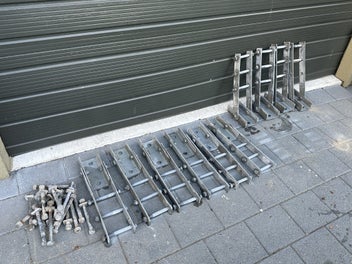 Image 1 of 5