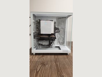 Image 1 of 7
