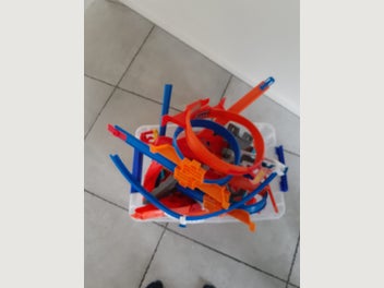 Image 1 of 3