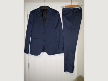 Image 1 of 7