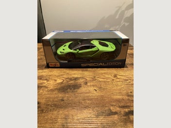 Image 1 of 5