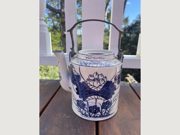 Image 1 of 6