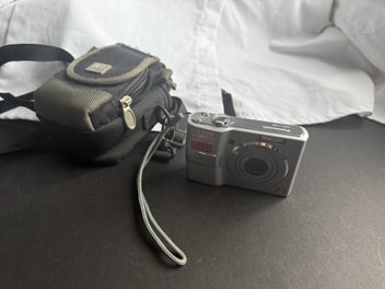 Image 1 of 7