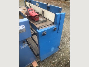 Image 1 of 7