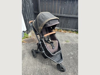 Image 1 of 5