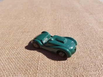 Image 1 of 7
