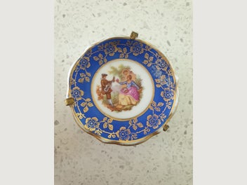 Image 1 of 6