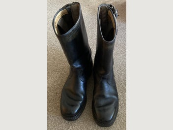 Image 1 of 4