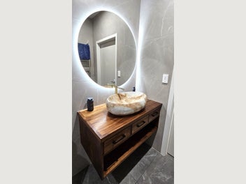 Image 1 of 5