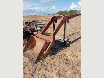 Image 1 of 4