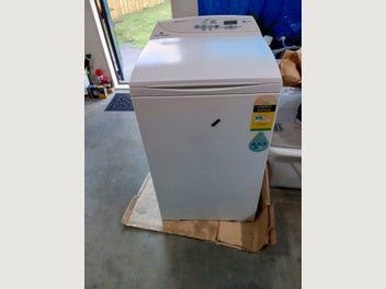 Image 1 of 7