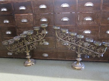 Image 1 of 8