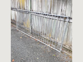 Image 1 of 7