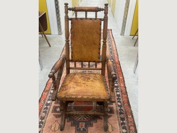 Image 1 of 5