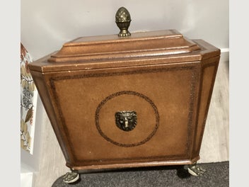 Image 1 of 3