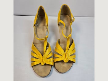 Image 1 of 5