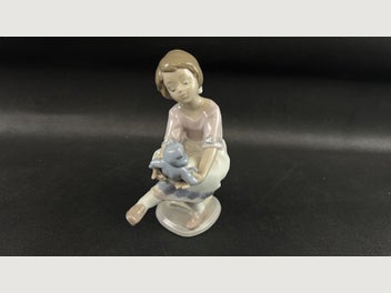 Image 1 of 6
