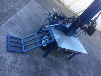 Image 1 of 7