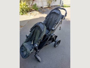 Image 1 of 20