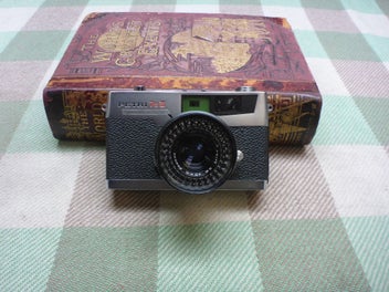 Image 1 of 7