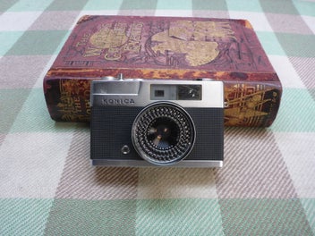 Image 1 of 6