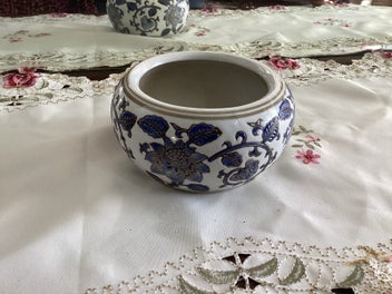 Image 1 of 7